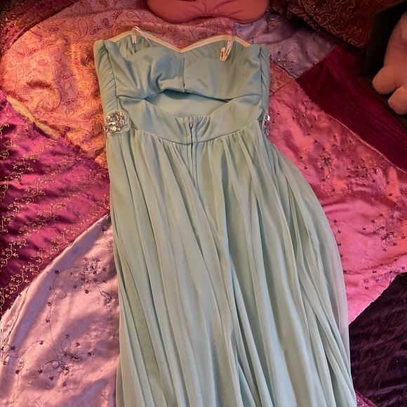 Prom dress - Picture 4 of 6